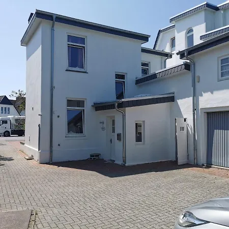 Haus Deichvoigt 게스트하우스 3*